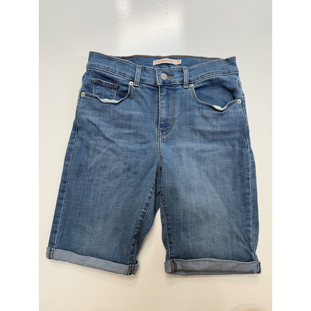 Levis‎ Classic Bermuda Shorts Womens 26 Blue Denim Cuffed Mid Rise Stretch